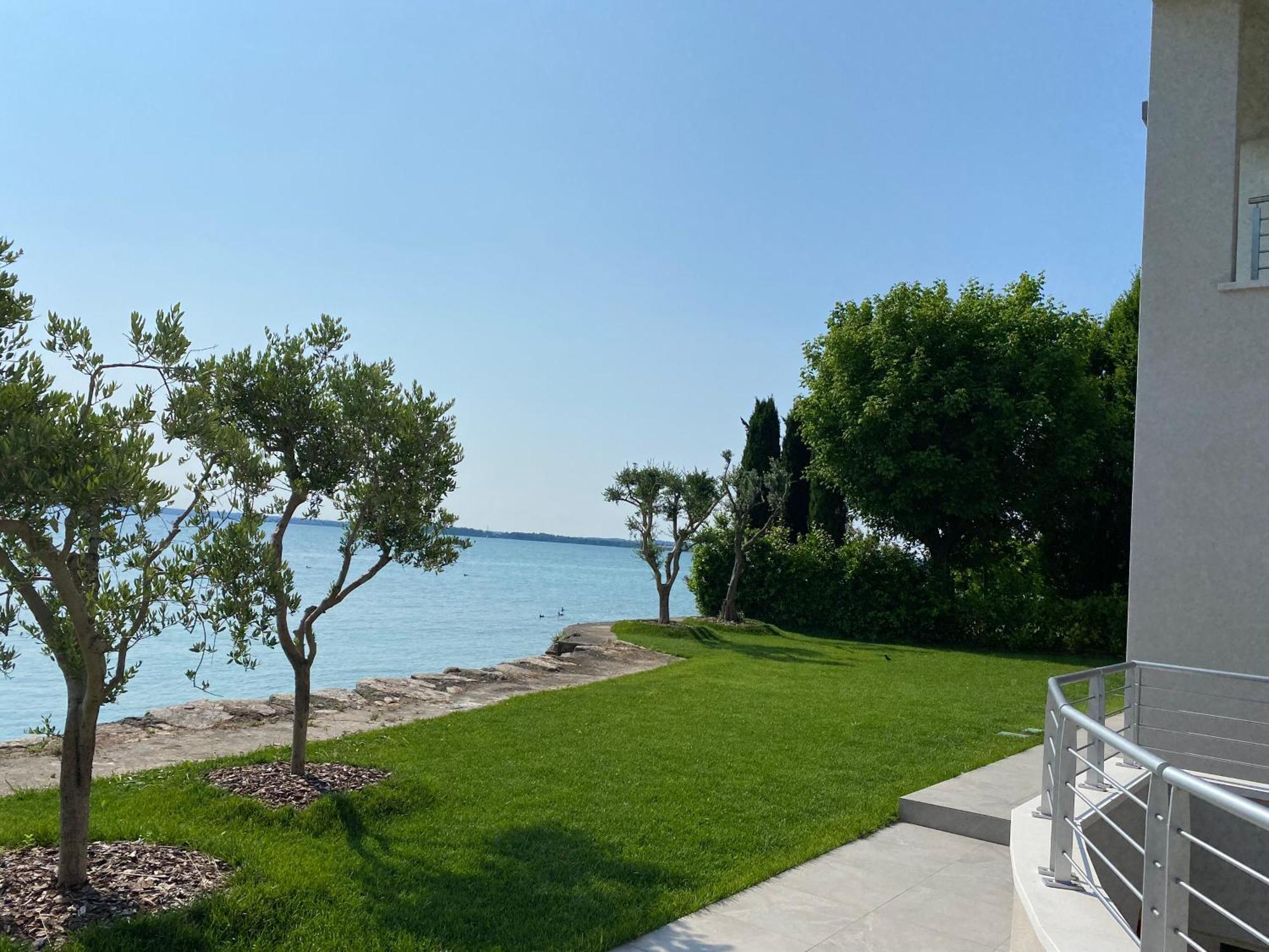 Sirmio Apartments - Darsena Stay Sirmione Extérieur photo