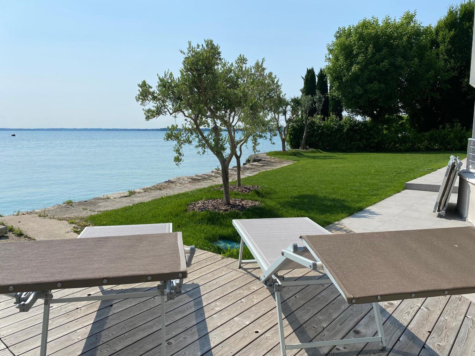 Sirmio Apartments - Darsena Stay Sirmione Extérieur photo