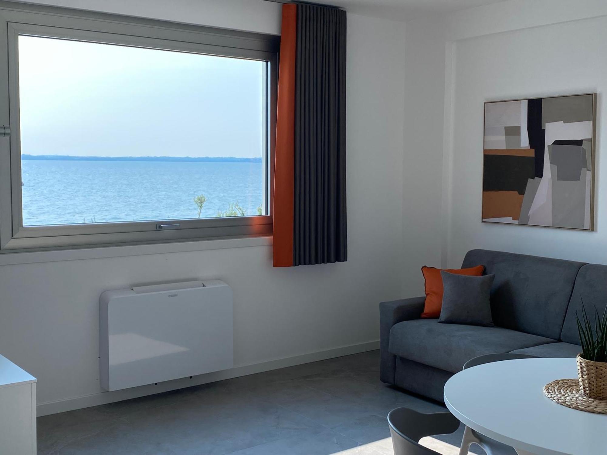 Sirmio Apartments - Darsena Stay Sirmione Extérieur photo