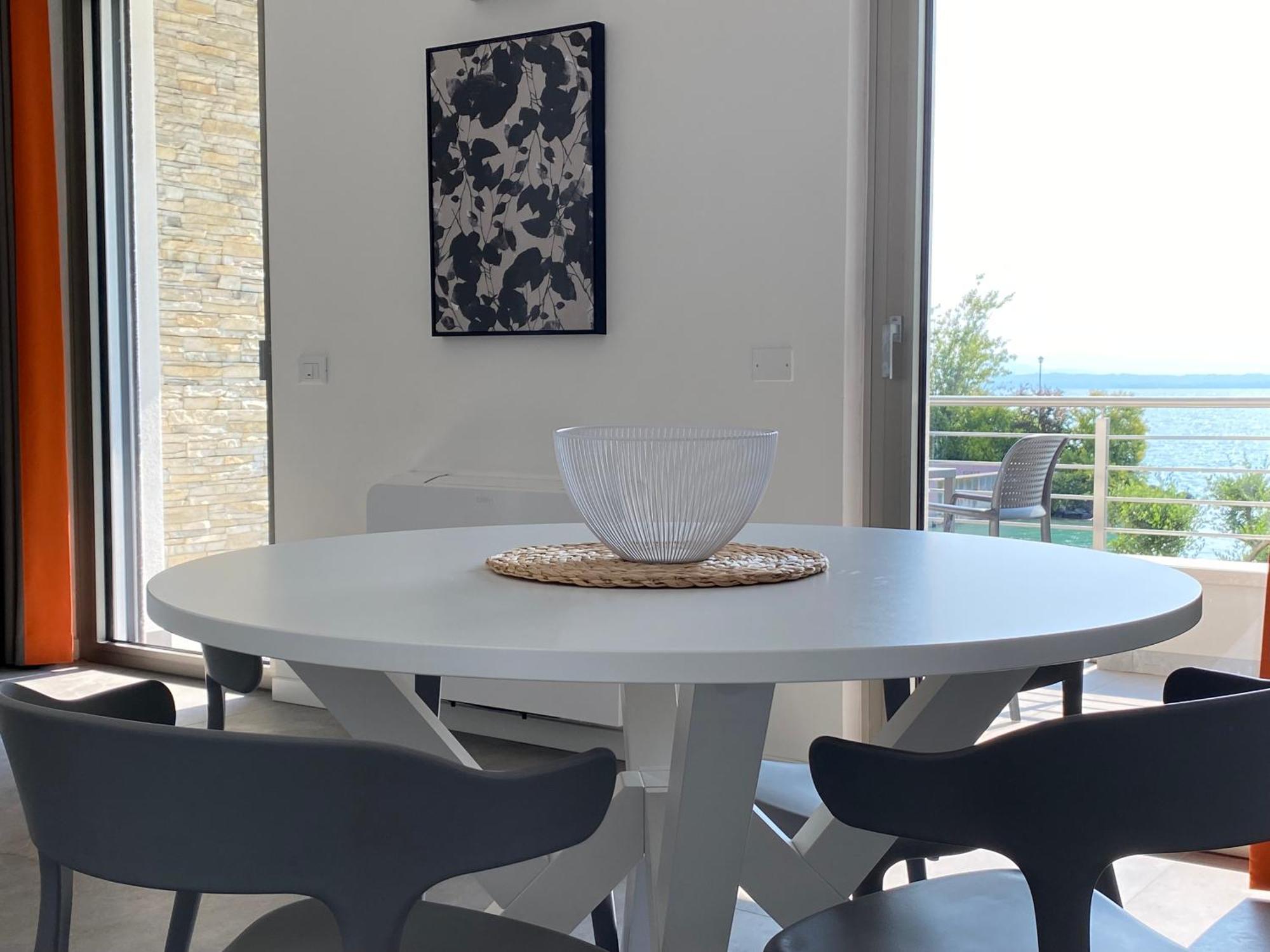 Sirmio Apartments - Darsena Stay Sirmione Extérieur photo