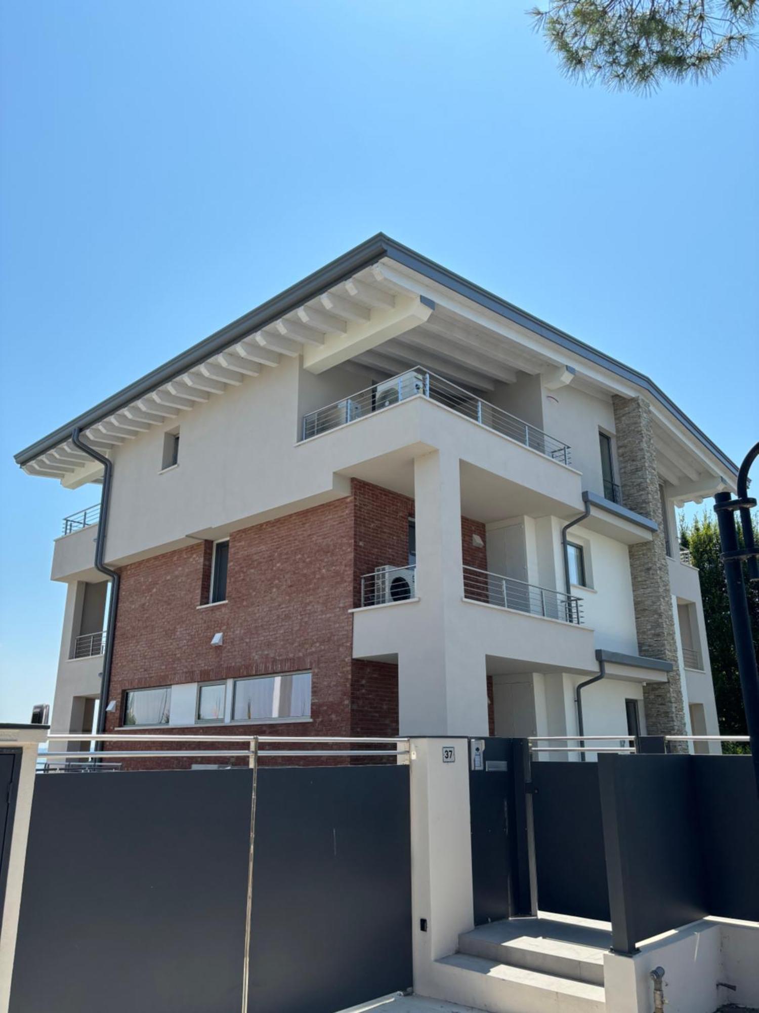 Sirmio Apartments - Darsena Stay Sirmione Extérieur photo